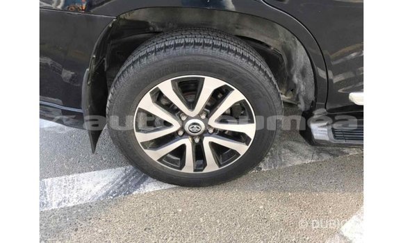 Acheter Import Voiture Toyota Land Cruiser Noir à Import - Dubai, Iles Acheter Import Voiture Toyota Land Cruiser Noir à Import - Dubai, Iles