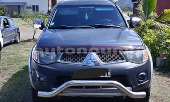 Buy Used Mitsubishi L200 Other Car in Kone in Nord