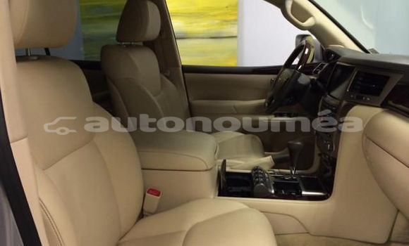 Buy Used Lexus LX 570 Beige Car in Houailu in Nord Buy Used Lexus LX 570 Beige Car in Houailu in Nord