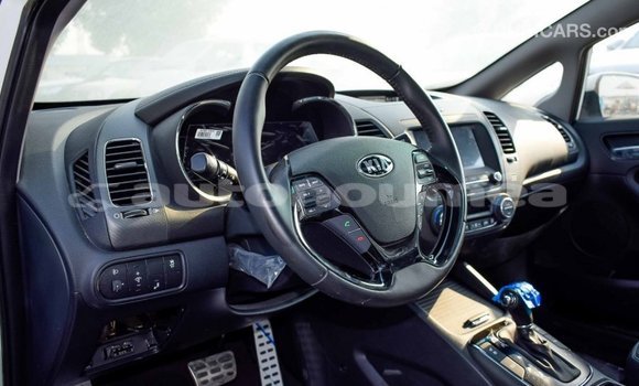 Buy Import Kia Cerato White Car in Import - Dubai in Iles Buy Import Kia Cerato White Car in Import - Dubai in Iles