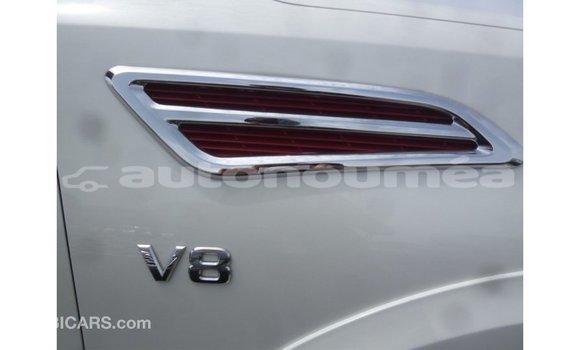 Acheter Import Voiture Nissan Patrol Blanc à Import - Dubai, Iles Acheter Import Voiture Nissan Patrol Blanc à Import - Dubai, Iles