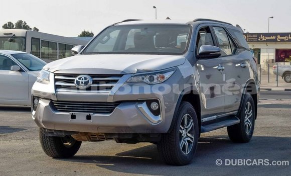 Buy Import Toyota Fortuner Other Car in Import - Dubai in Iles Buy Import Toyota Fortuner Other Car in Import - Dubai in Iles