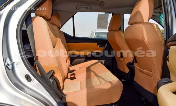 Buy Import Toyota Fortuner Other Car in Import - Dubai in Iles Buy Import Toyota Fortuner Other Car in Import - Dubai in Iles
