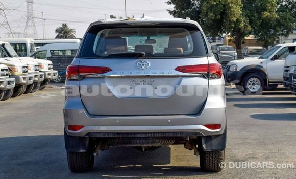 Buy Import Toyota Fortuner Other Car in Import - Dubai in Iles Buy Import Toyota Fortuner Other Car in Import - Dubai in Iles