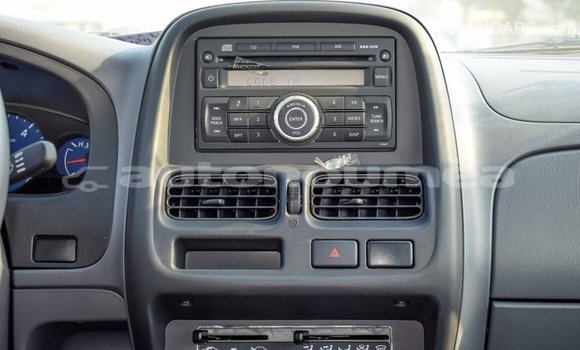 Buy Import Nissan NP 300 White Car in Import - Dubai in Iles Buy Import Nissan NP 300 White Car in Import - Dubai in Iles