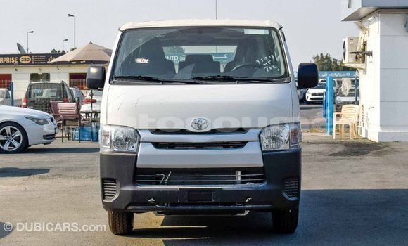 Buy Import Toyota Hiace White Car in Import - Dubai in Iles Buy Import Toyota Hiace White Car in Import - Dubai in Iles