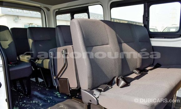 Buy Import Toyota Hiace White Car in Import - Dubai in Iles Buy Import Toyota Hiace White Car in Import - Dubai in Iles