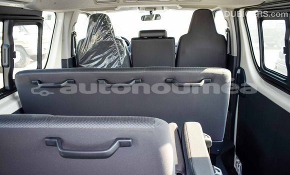 Buy Import Toyota Hiace White Car in Import - Dubai in Iles Buy Import Toyota Hiace White Car in Import - Dubai in Iles
