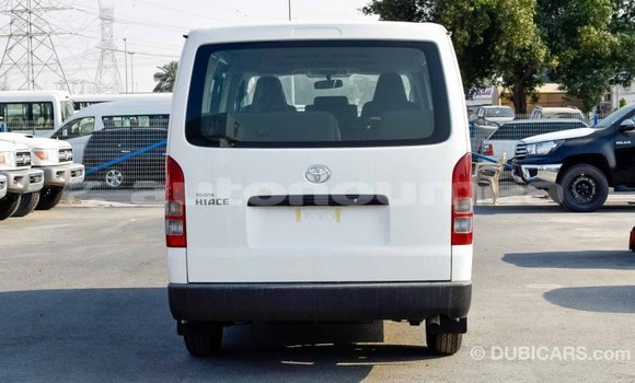 Buy Import Toyota Hiace White Car in Import - Dubai in Iles Buy Import Toyota Hiace White Car in Import - Dubai in Iles