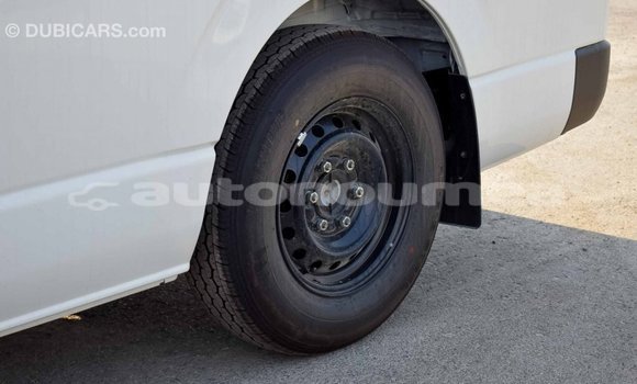 Buy Import Toyota Hiace White Car in Import - Dubai in Iles Buy Import Toyota Hiace White Car in Import - Dubai in Iles