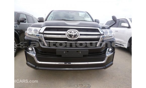 Acheter Import Voiture Toyota Land Cruiser Noir à Import - Dubai, Iles Acheter Import Voiture Toyota Land Cruiser Noir à Import - Dubai, Iles