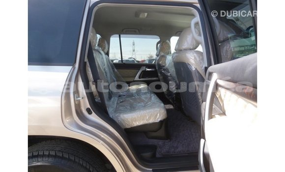 Acheter Import Voiture Toyota Land Cruiser Autre à Import - Dubai, Iles Acheter Import Voiture Toyota Land Cruiser Autre à Import - Dubai, Iles