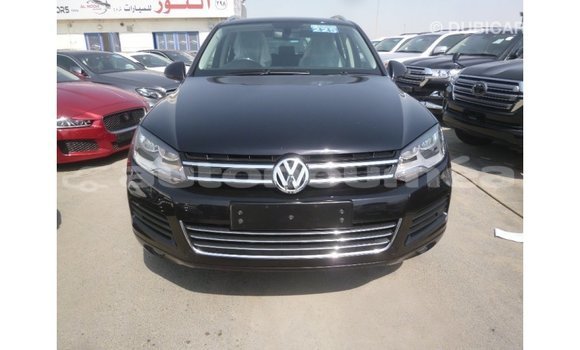 Acheter Import Voiture Volkswagen Touareg Noir à Import - Dubai, Iles Acheter Import Voiture Volkswagen Touareg Noir à Import - Dubai, Iles