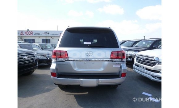 Acheter Import Voiture Toyota Land Cruiser Autre à Import - Dubai, Iles Acheter Import Voiture Toyota Land Cruiser Autre à Import - Dubai, Iles