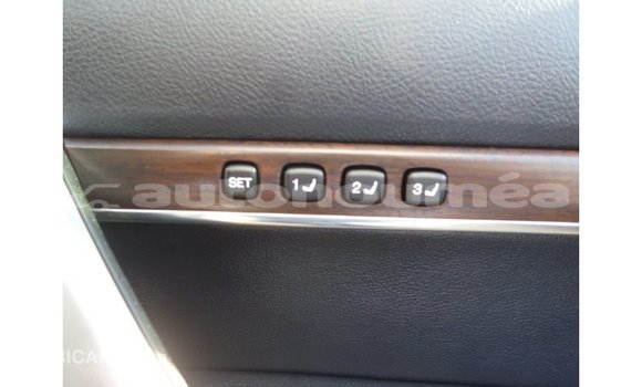 Acheter Import Voiture Toyota Land Cruiser Autre à Import - Dubai, Iles Acheter Import Voiture Toyota Land Cruiser Autre à Import - Dubai, Iles