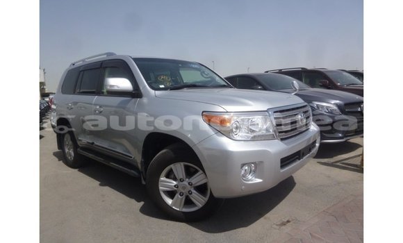 Acheter Import Voiture Toyota Land Cruiser Autre à Import - Dubai, Iles Acheter Import Voiture Toyota Land Cruiser Autre à Import - Dubai, Iles