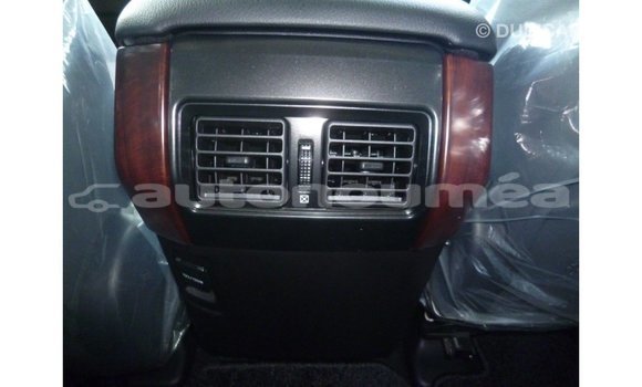 Acheter Import Voiture Toyota Prado Blanc à Import - Dubai, Iles Acheter Import Voiture Toyota Prado Blanc à Import - Dubai, Iles