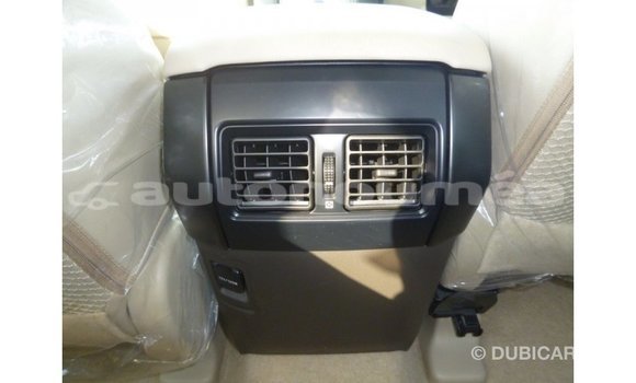 Acheter Import Voiture Toyota Prado Noir à Import - Dubai, Iles Acheter Import Voiture Toyota Prado Noir à Import - Dubai, Iles