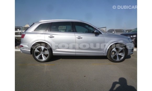 Acheter Import Voiture Audi Q7 Autre à Import - Dubai, Iles Acheter Import Voiture Audi Q7 Autre à Import - Dubai, Iles