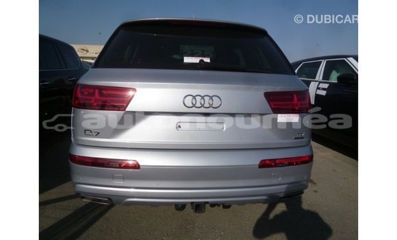 Acheter Import Voiture Audi Q7 Autre à Import - Dubai, Iles Acheter Import Voiture Audi Q7 Autre à Import - Dubai, Iles