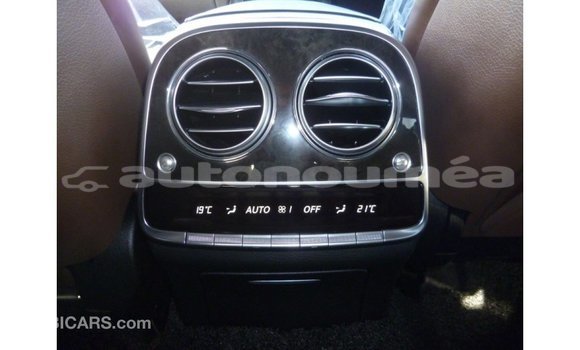 Acheter Import Voiture Mercedes-Benz 190 Blanc à Import - Dubai, Iles Acheter Import Voiture Mercedes-Benz 190 Blanc à Import - Dubai, Iles