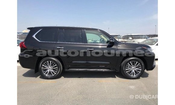Acheter Import Voiture Lexus LX Noir à Import - Dubai, Iles Acheter Import Voiture Lexus LX Noir à Import - Dubai, Iles