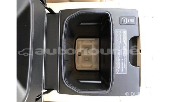 Acheter Import Voiture Lexus LX Noir à Import - Dubai, Iles Acheter Import Voiture Lexus LX Noir à Import - Dubai, Iles