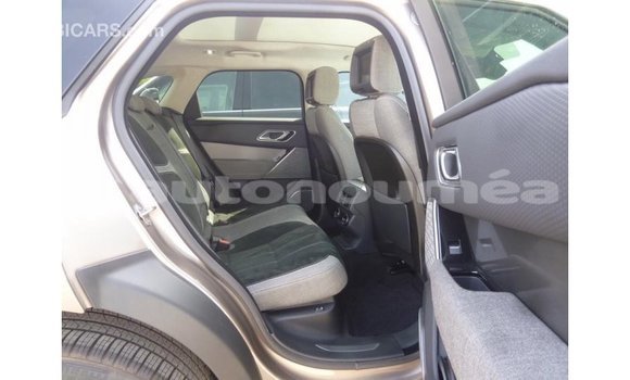 Buy Import Land Rover Range Rover Brown Car in Import - Dubai in Iles Buy Import Land Rover Range Rover Brown Car in Import - Dubai in Iles