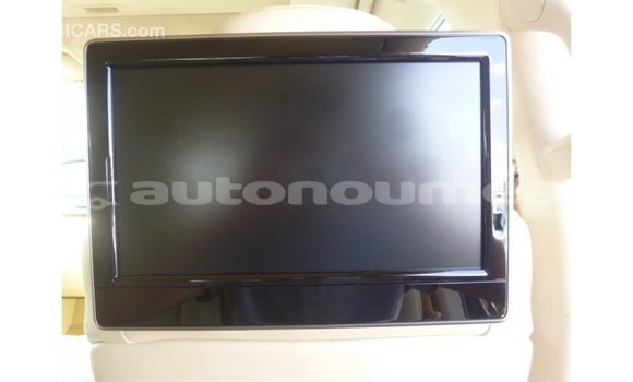 Acheter Import Voiture Lexus LX Noir à Import - Dubai, Iles Acheter Import Voiture Lexus LX Noir à Import - Dubai, Iles