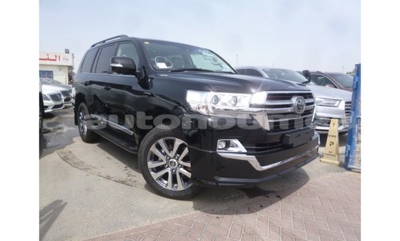 Acheter Import Voiture Toyota Land Cruiser Noir à Import - Dubai, Iles Acheter Import Voiture Toyota Land Cruiser Noir à Import - Dubai, Iles