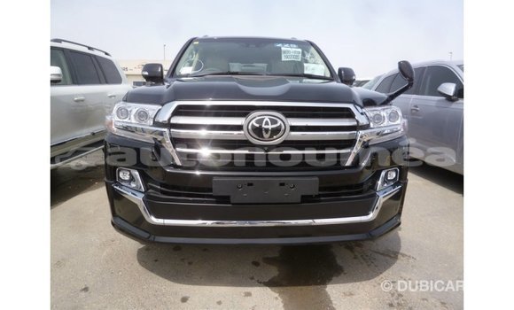 Acheter Import Voiture Toyota Land Cruiser Noir à Import - Dubai, Iles Acheter Import Voiture Toyota Land Cruiser Noir à Import - Dubai, Iles