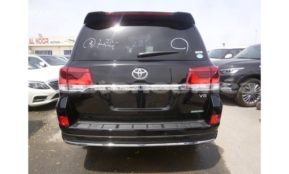 Acheter Import Voiture Toyota Land Cruiser Noir à Import - Dubai, Iles Acheter Import Voiture Toyota Land Cruiser Noir à Import - Dubai, Iles