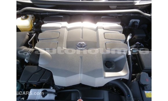 Acheter Import Voiture Toyota Land Cruiser Noir à Import - Dubai, Iles Acheter Import Voiture Toyota Land Cruiser Noir à Import - Dubai, Iles