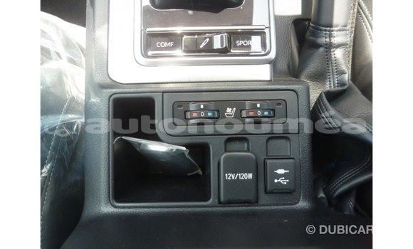 Acheter Import Voiture Toyota Prado Marron à Import - Dubai, Iles Acheter Import Voiture Toyota Prado Marron à Import - Dubai, Iles