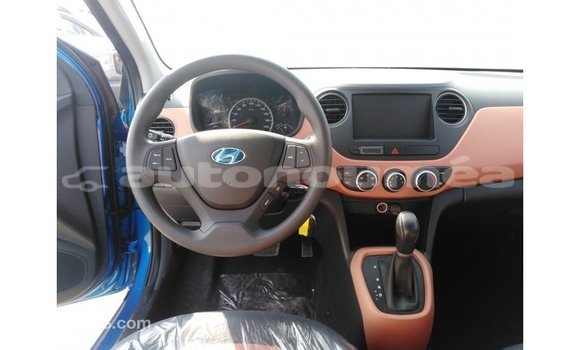Buy Import Hyundai i10 Blue Car in Import - Dubai in Iles Buy Import Hyundai i10 Blue Car in Import - Dubai in Iles