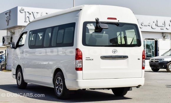Buy Import Toyota Hiace White Car in Import - Dubai in Iles Buy Import Toyota Hiace White Car in Import - Dubai in Iles