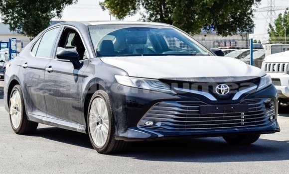 Buy Import Toyota Camry Black Car in Import - Dubai in Iles Buy Import Toyota Camry Black Car in Import - Dubai in Iles