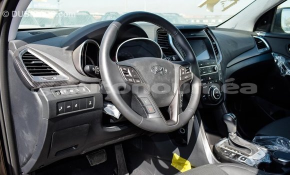 Buy Import Hyundai Santa Fe Black Car in Import - Dubai in Iles Buy Import Hyundai Santa Fe Black Car in Import - Dubai in Iles