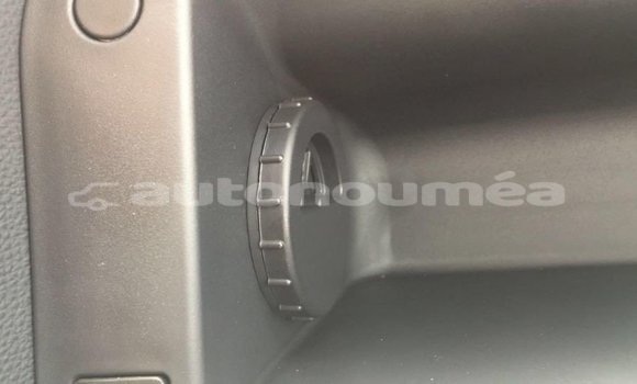 Buy Import Hyundai Accent White Car in Import - Dubai in Iles Buy Import Hyundai Accent White Car in Import - Dubai in Iles