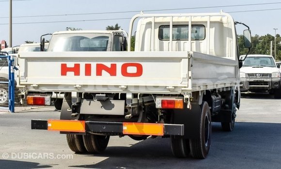 Buy Import Hino 300 Series White Truck in Import - Dubai in Iles Buy Import Hino 300 Series White Truck in Import - Dubai in Iles