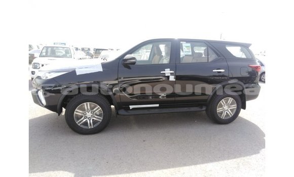 Buy Import Toyota Fortuner Black Car in Import - Dubai in Iles Buy Import Toyota Fortuner Black Car in Import - Dubai in Iles