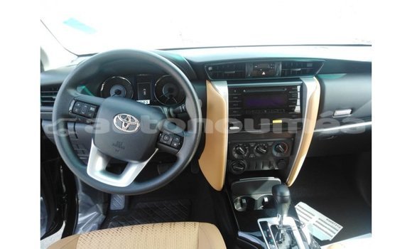 Buy Import Toyota Fortuner Black Car in Import - Dubai in Iles Buy Import Toyota Fortuner Black Car in Import - Dubai in Iles