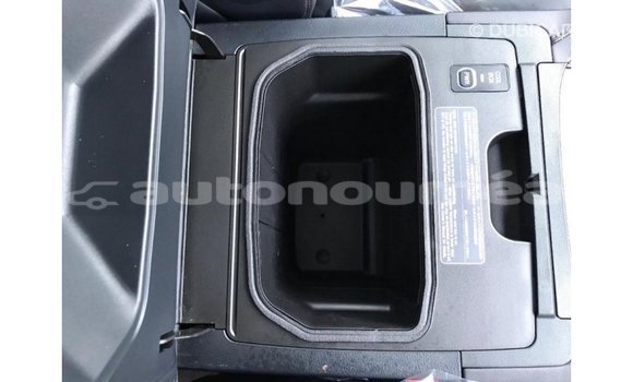 Acheter Import Voiture Lexus LX Blanc à Import - Dubai, Iles Acheter Import Voiture Lexus LX Blanc à Import - Dubai, Iles