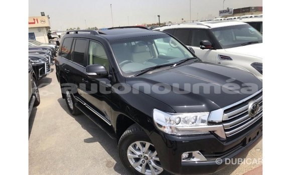 Acheter Import Voiture Toyota Land Cruiser Noir à Import - Dubai, Iles Acheter Import Voiture Toyota Land Cruiser Noir à Import - Dubai, Iles