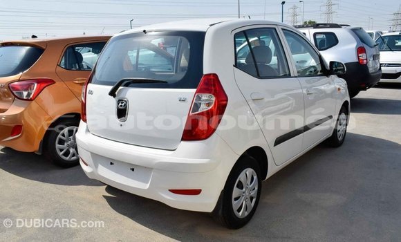 Acheter Import Voiture Hyundai i10 Blanc à Import - Dubai, Iles Acheter Import Voiture Hyundai i10 Blanc à Import - Dubai, Iles