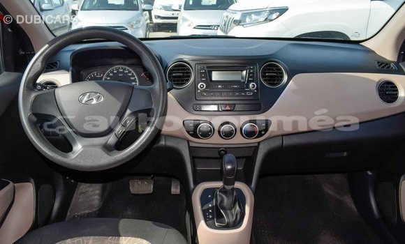 Buy Import Hyundai i10 Red Car in Import - Dubai in Iles Buy Import Hyundai i10 Red Car in Import - Dubai in Iles