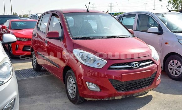 Buy Import Hyundai i10 Red Car in Import - Dubai in Iles Buy Import Hyundai i10 Red Car in Import - Dubai in Iles