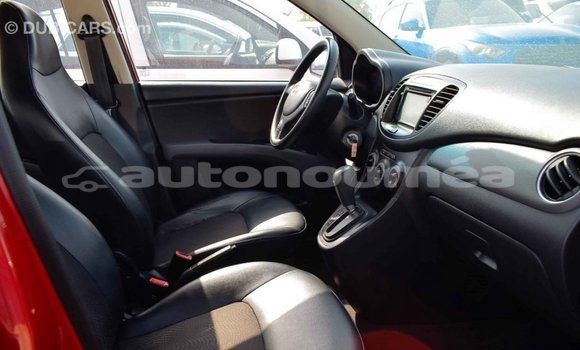 Buy Import Hyundai i10 Red Car in Import - Dubai in Iles Buy Import Hyundai i10 Red Car in Import - Dubai in Iles