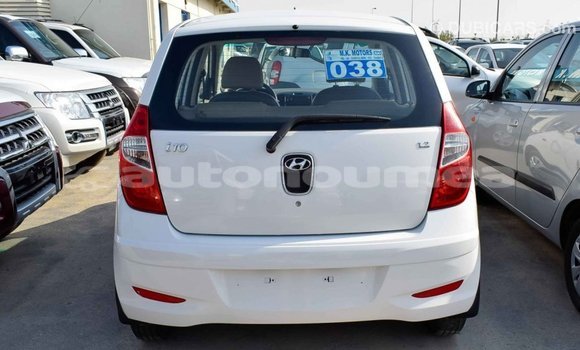 Acheter Import Voiture Hyundai i10 Blanc à Import - Dubai, Iles Acheter Import Voiture Hyundai i10 Blanc à Import - Dubai, Iles