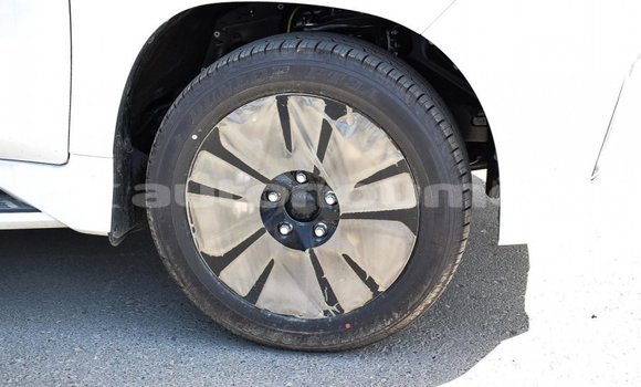 Acheter Import Voiture Lexus LX Noir à Import - Dubai, Iles Acheter Import Voiture Lexus LX Noir à Import - Dubai, Iles